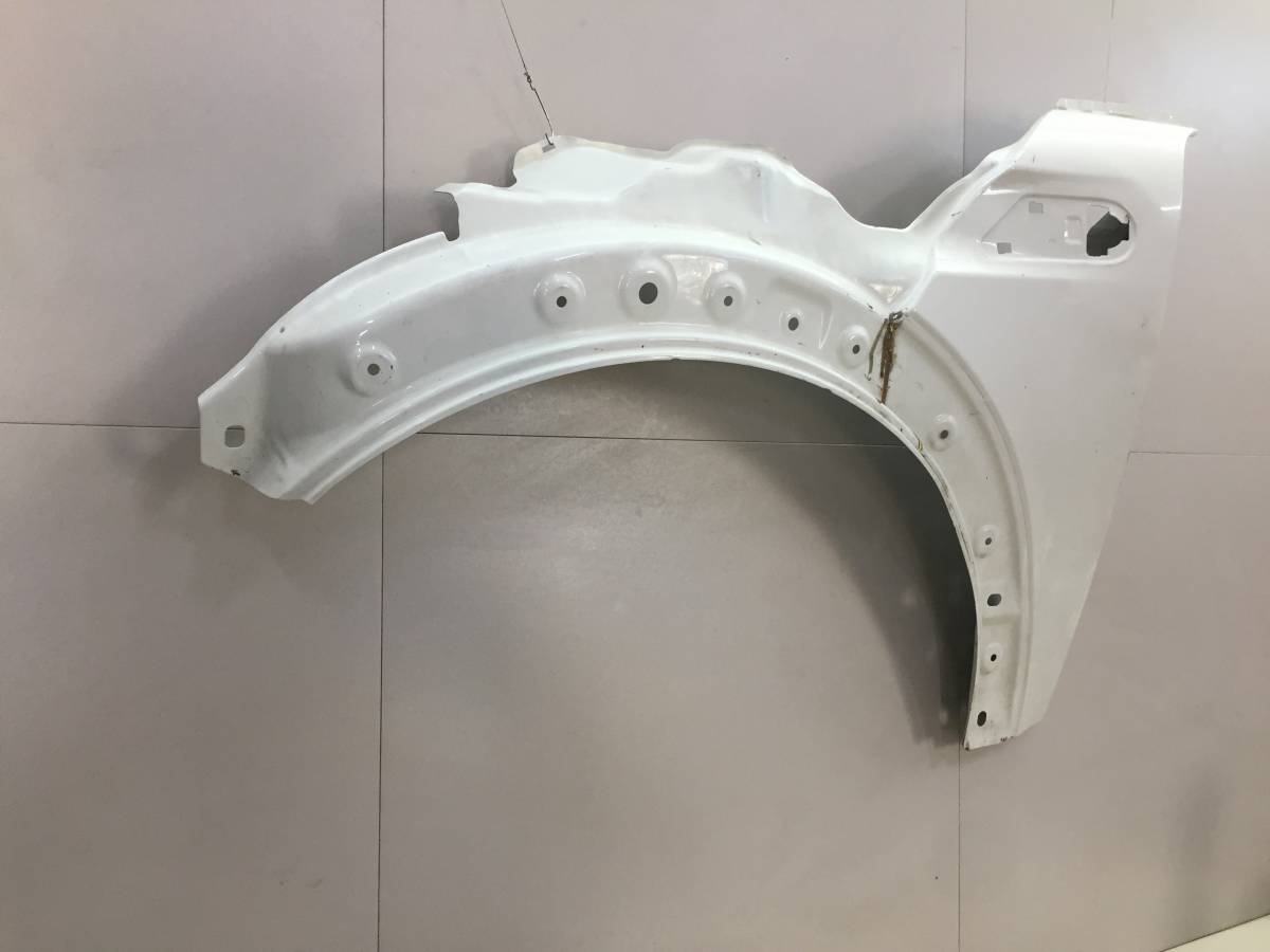 Крыло переднее левое Mini Cooper 2000>