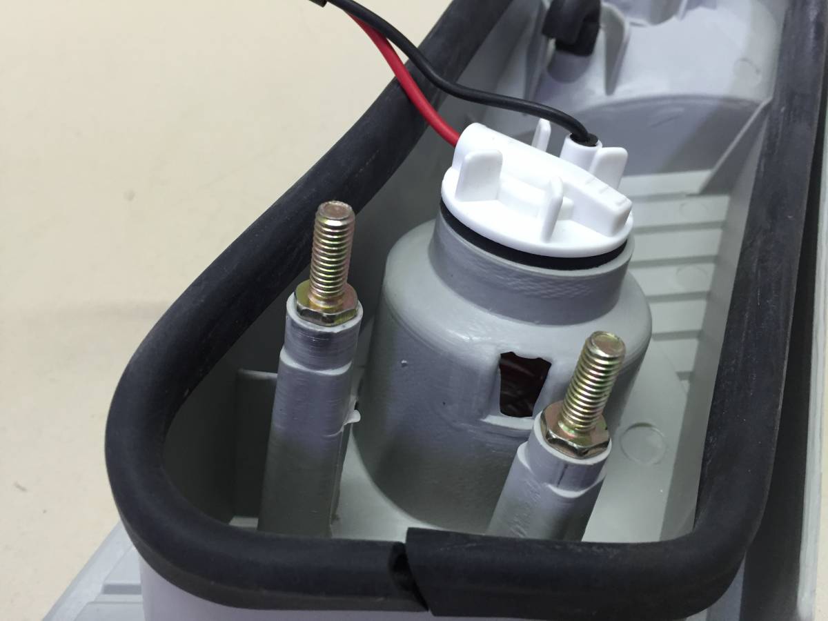 Фонарь задний внутренний левый Lifan Breez 2007-2012