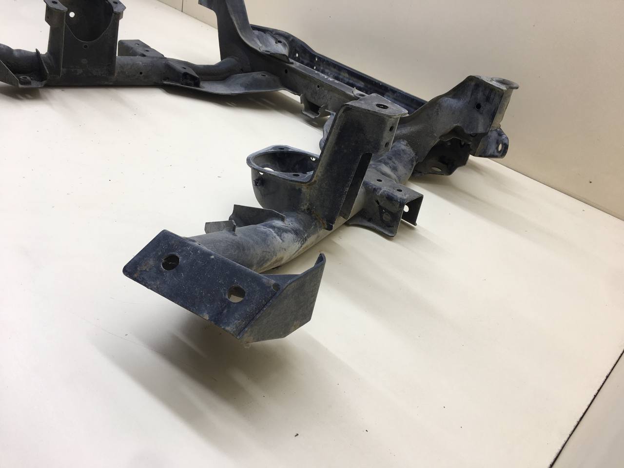 Балка подмоторная BMW X3 E83 2004-2010