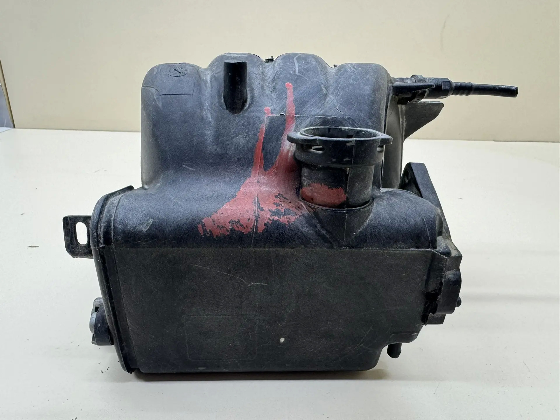 Коллектор впускной Peugeot 206 1998-2012