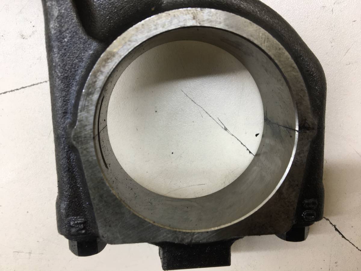 Поршень с шатуном Jaguar XE (760) 2014-2021