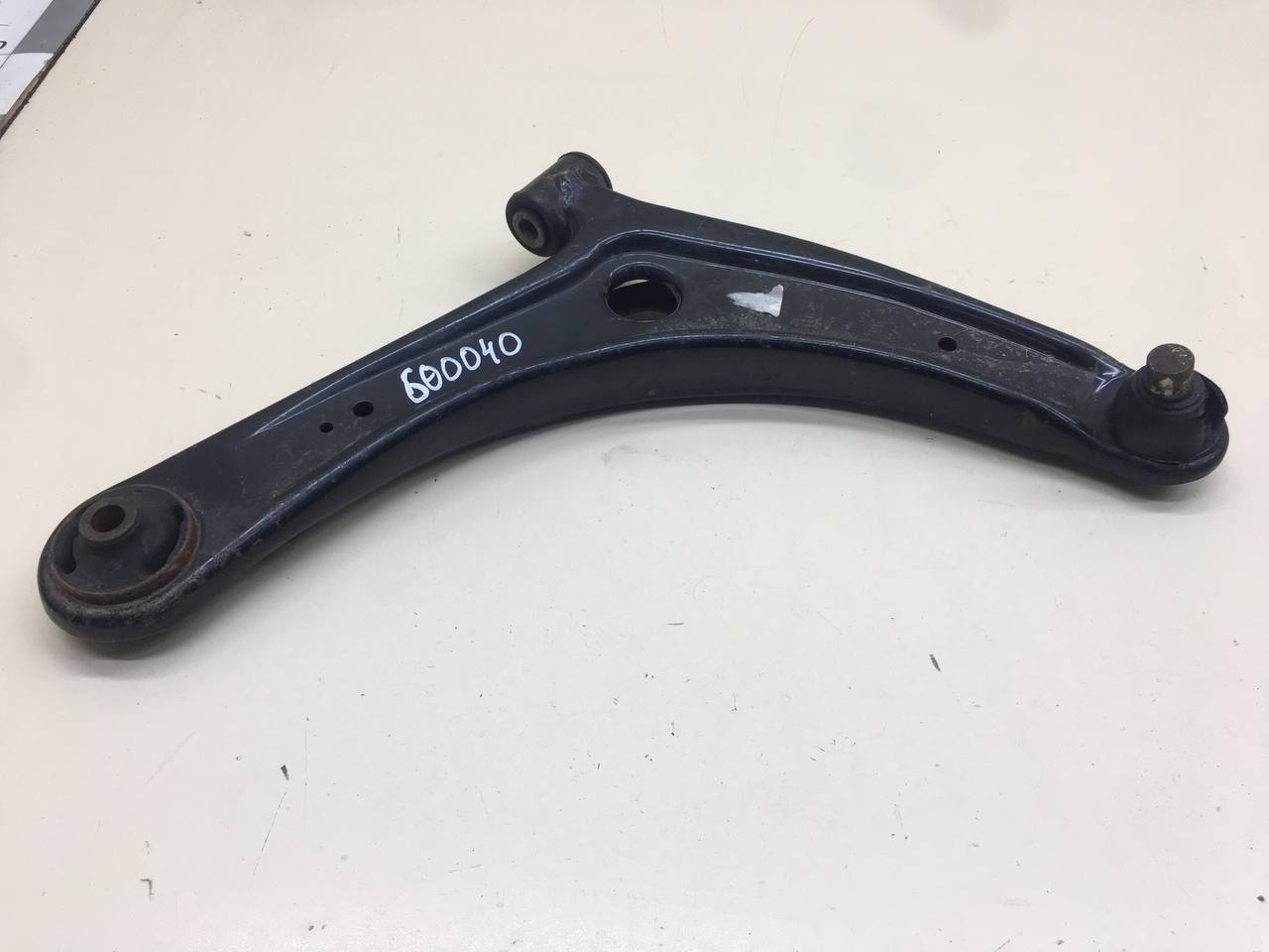 Рычаг передний правый Mitsubishi Lancer X (CX, CY)  2007>