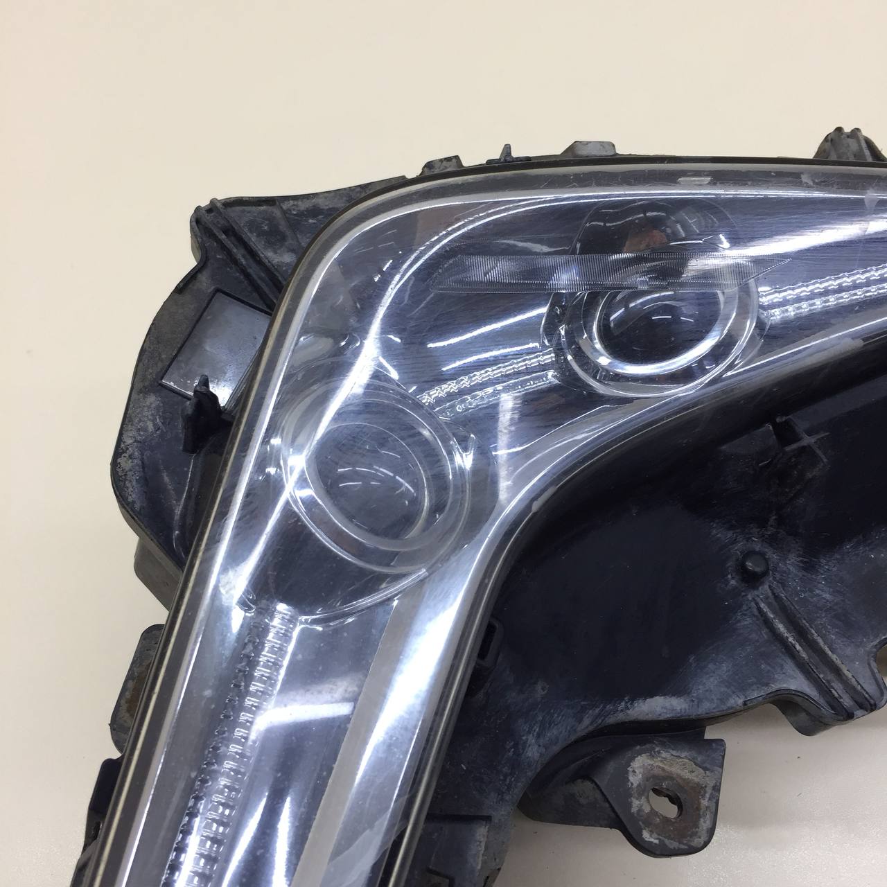 Фара противотуманная правая Lexus LX450D/570 2015>