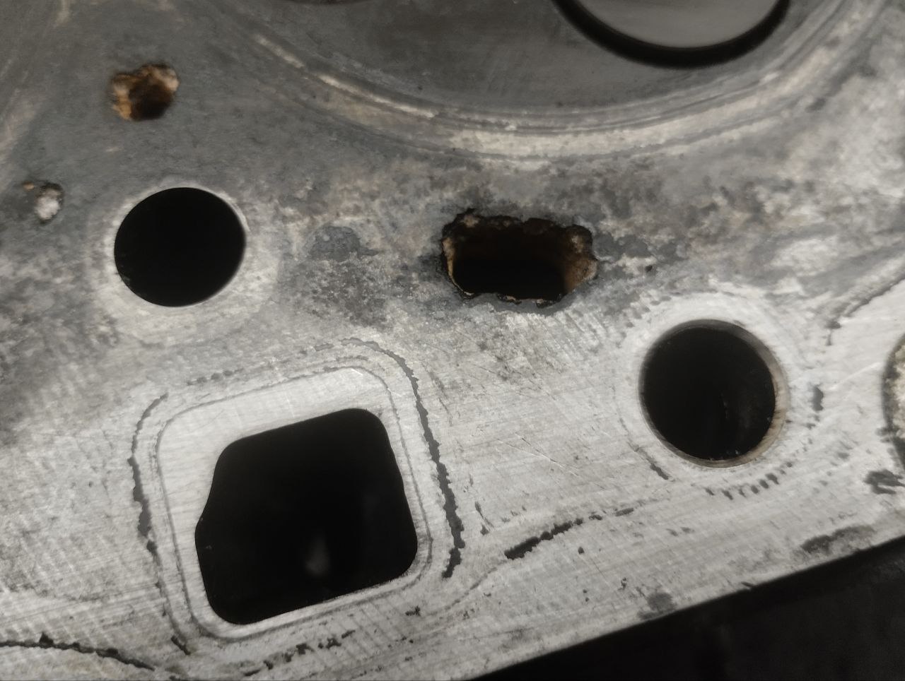 Головка блока цилиндров Hyundai Starex H1/Grand Starex 2007>