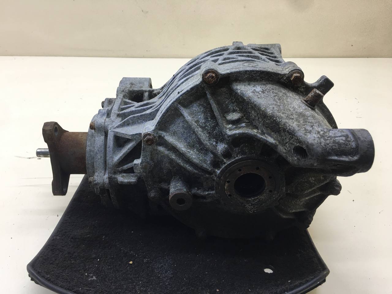 Редуктор заднего моста Cadillac STS 2004-2011