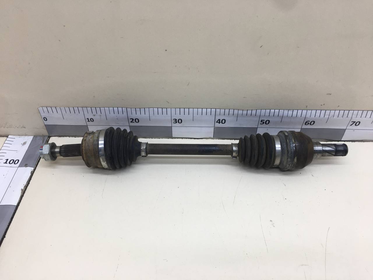 Полуось передняя левая Chevrolet Aveo T300 2011>