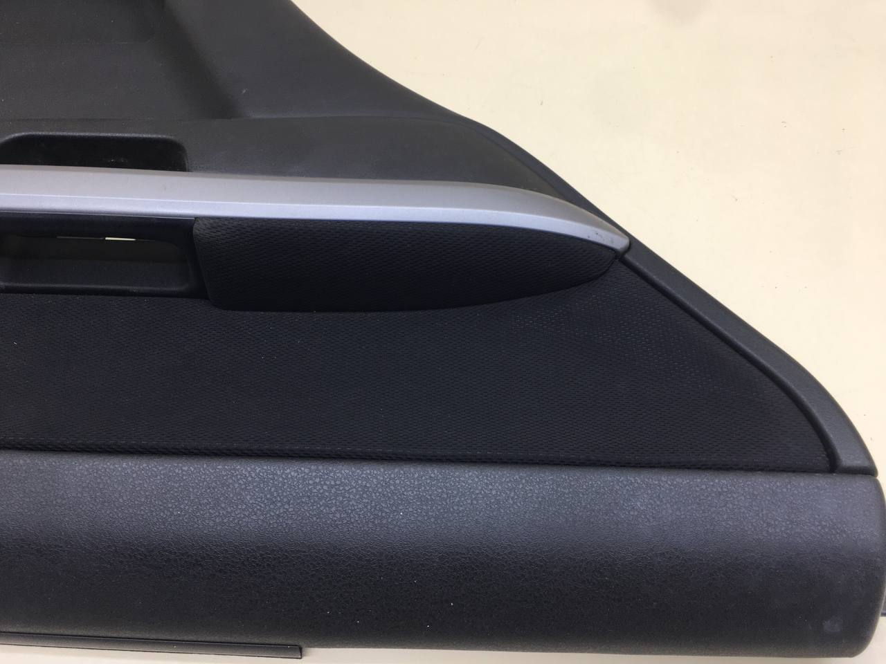 Обшивка двери задней левой Suzuki Grand Vitara 2005-2015