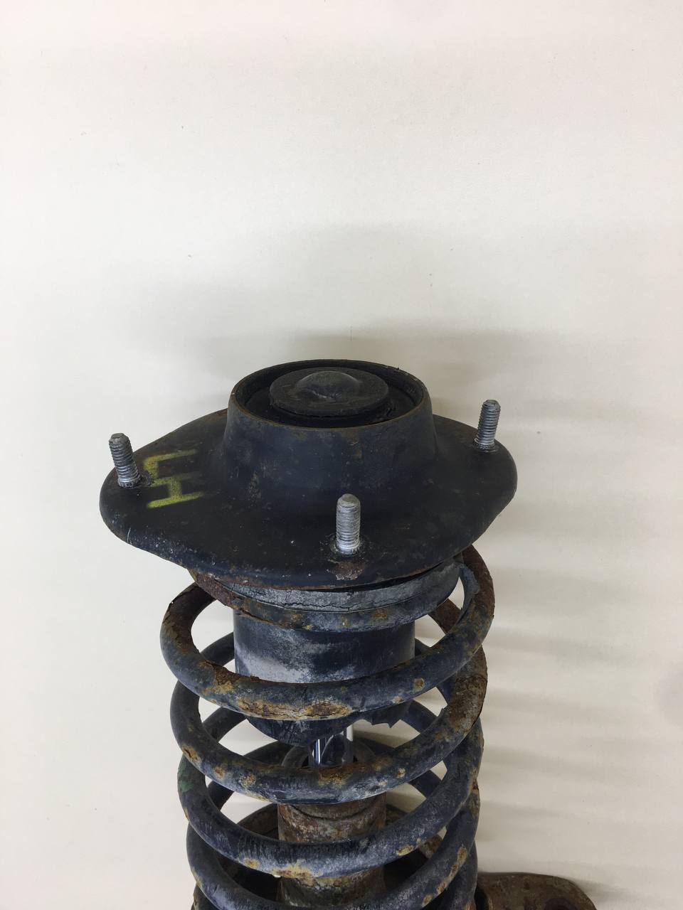 Кулак поворотный передний левый ZAZ Chance 2009-2014