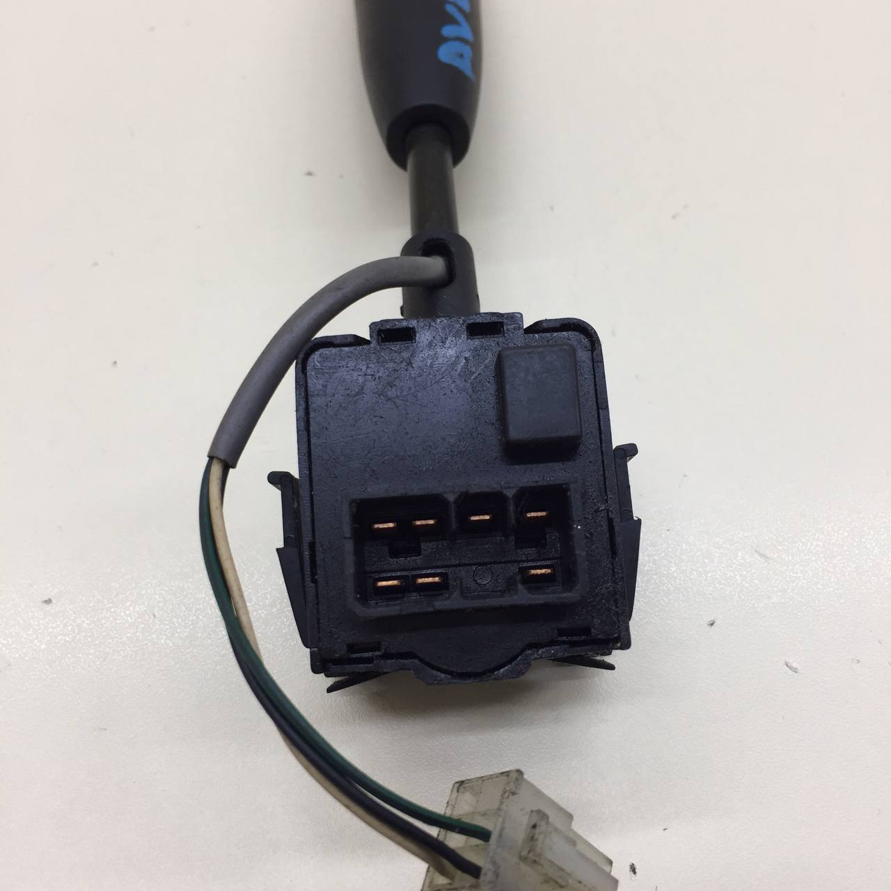 Переключатель поворотов подрулевой Chevrolet Aveo T200 2003-2008