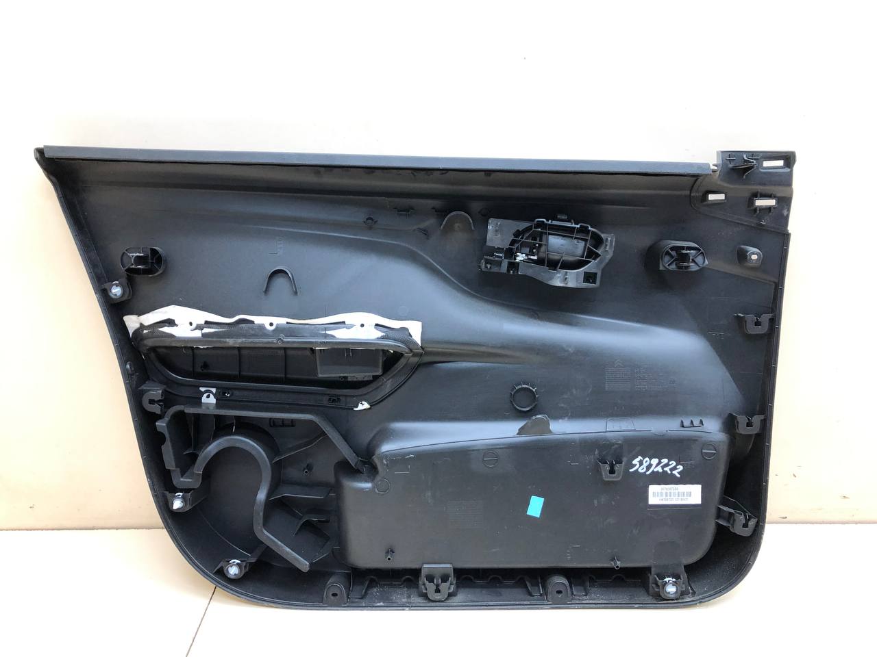 Обшивка двери передней правой Citroen C-Elysee 2012-2017