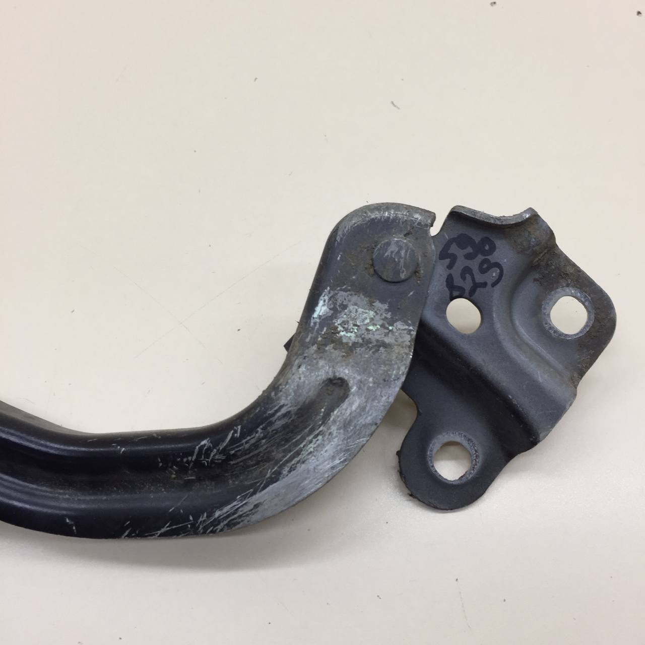 Петля капота левая Changan UNI-K 2020>