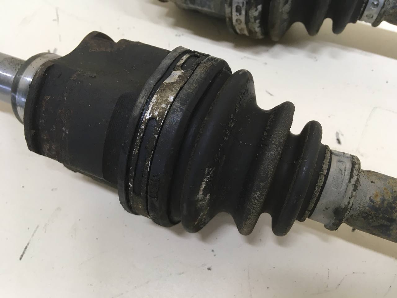 Полуось задняя Toyota Rav 4 (XA40) 2013-2019