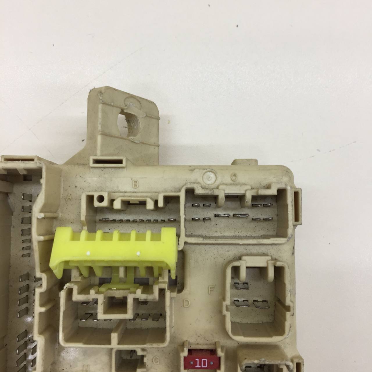 Блок предохранителей Toyota Avensis (T250) 2003-2009