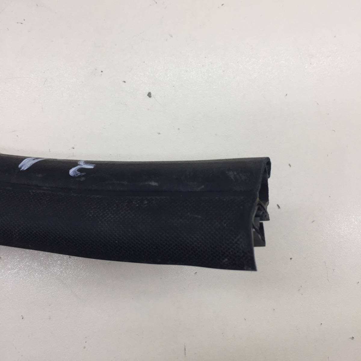 Уплотнитель проема двери задней левой Lada X-RAY 2016>