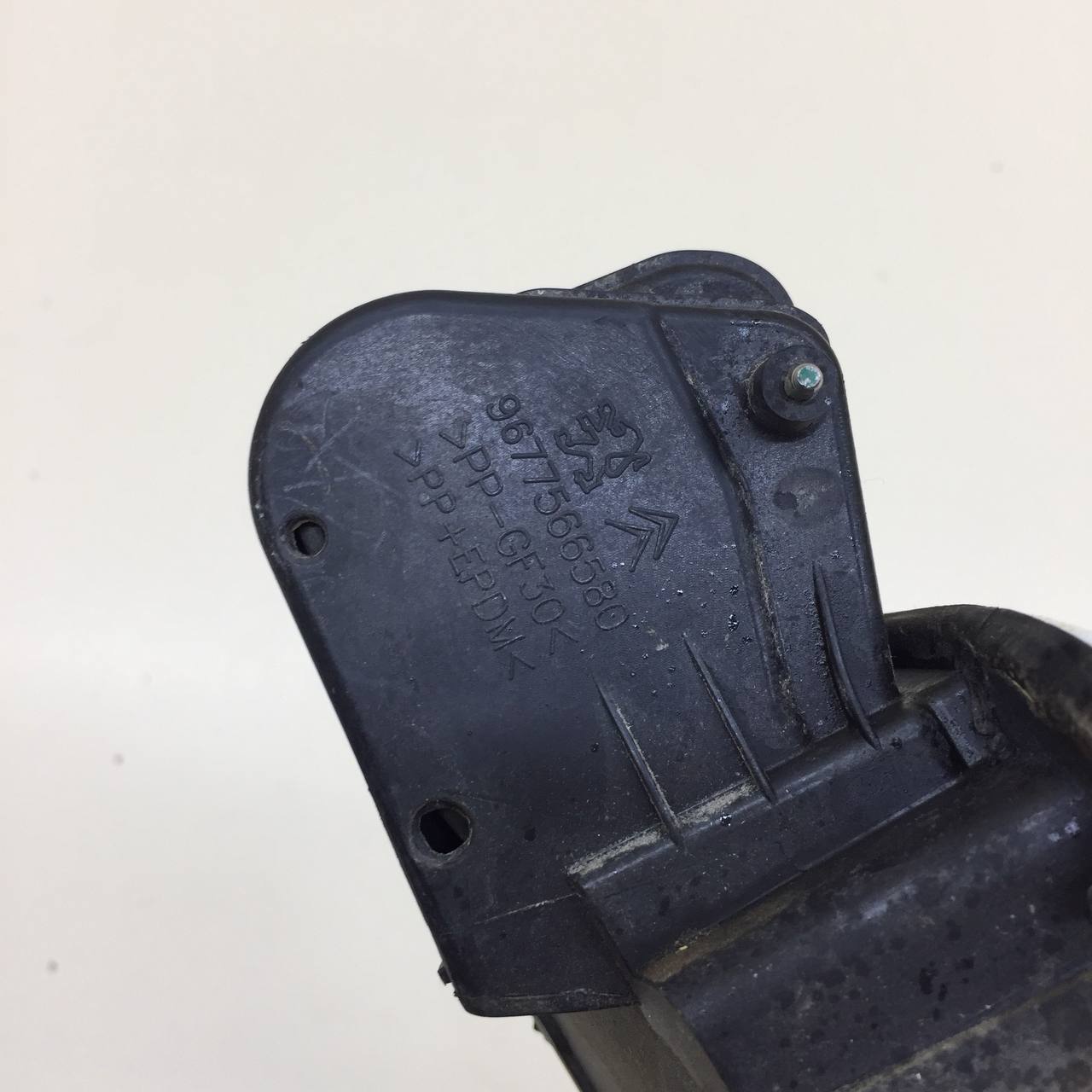 Лючок бензобака Citroen C-Elysee 2012-2017