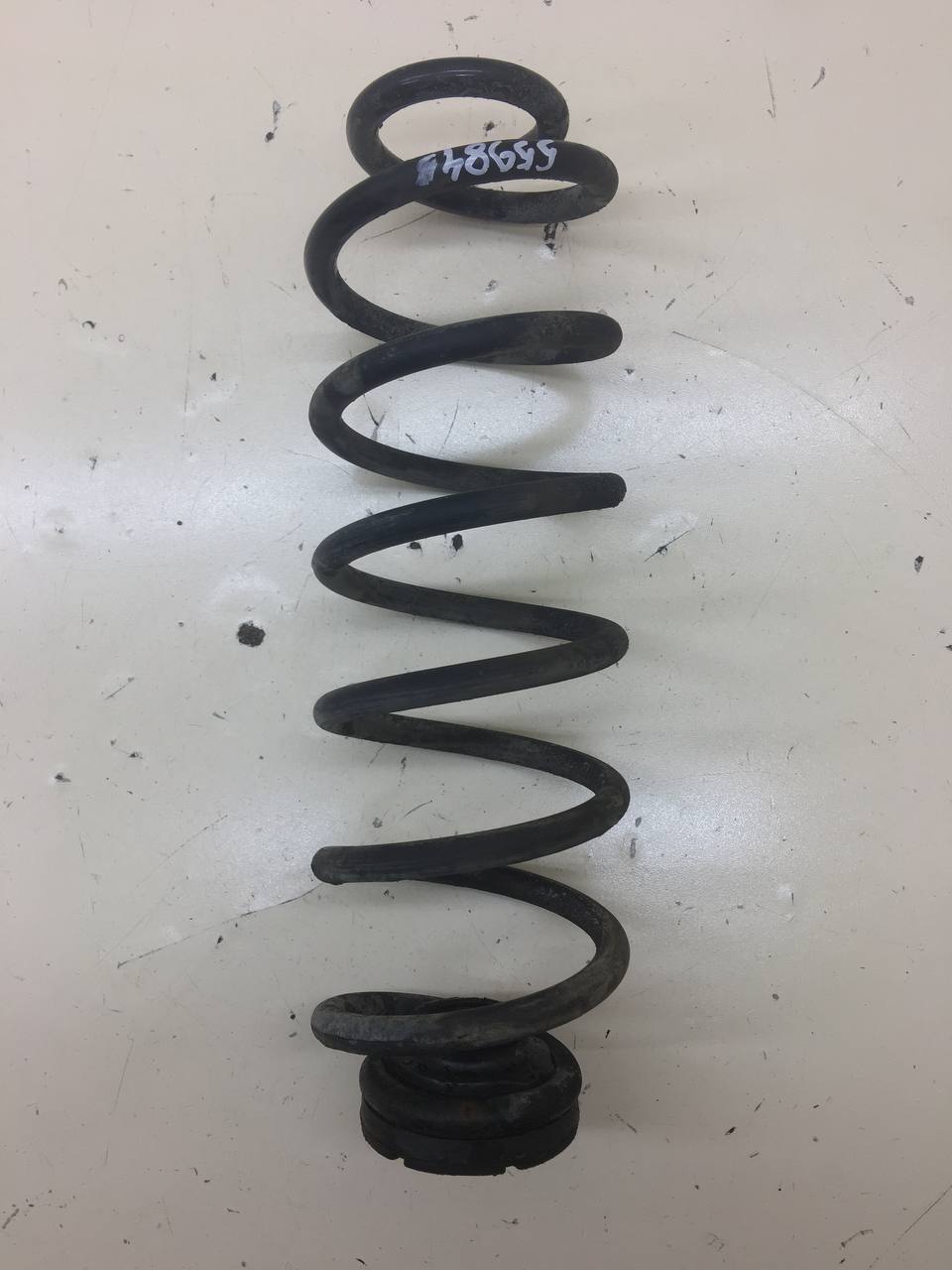 Пружина задняя Skoda Rapid 2019>