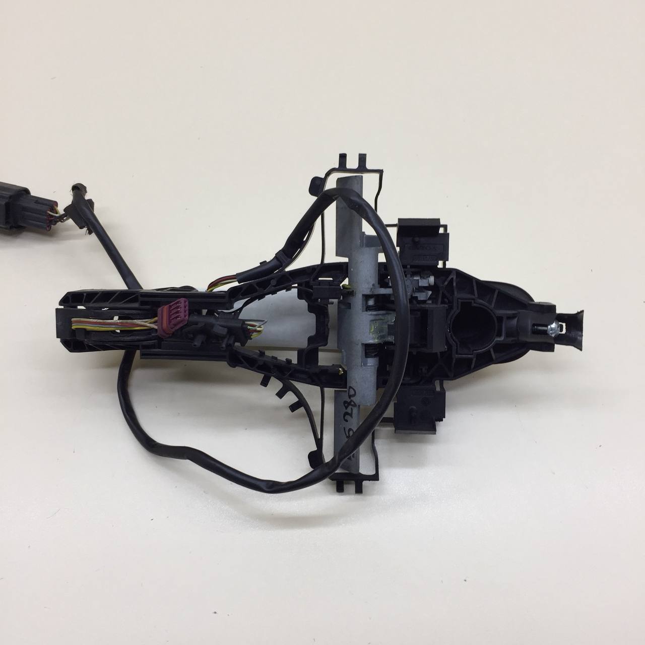 Ручка двери задней наружная левая Jaguar XF 2007-2015