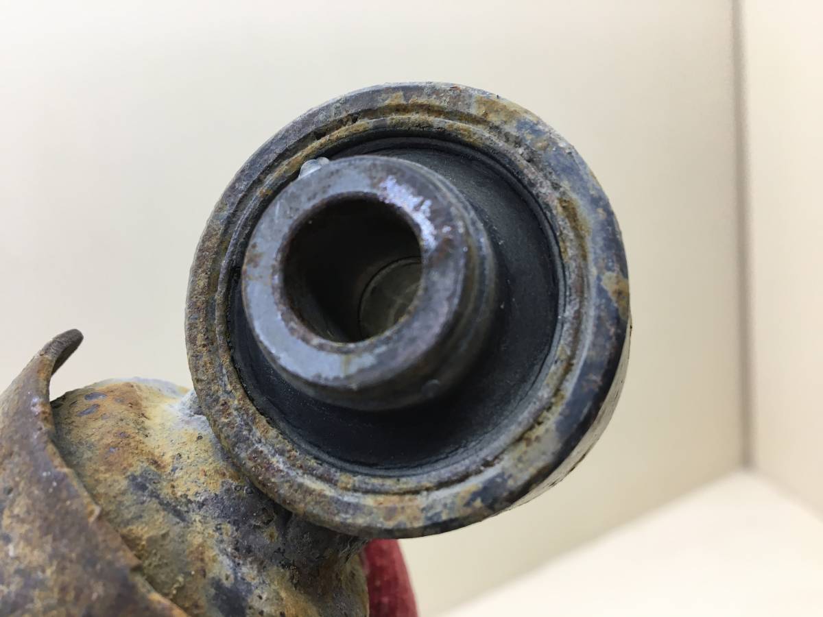 Амортизатор задний Toyota Rav 4 (XA40) 2013-2019