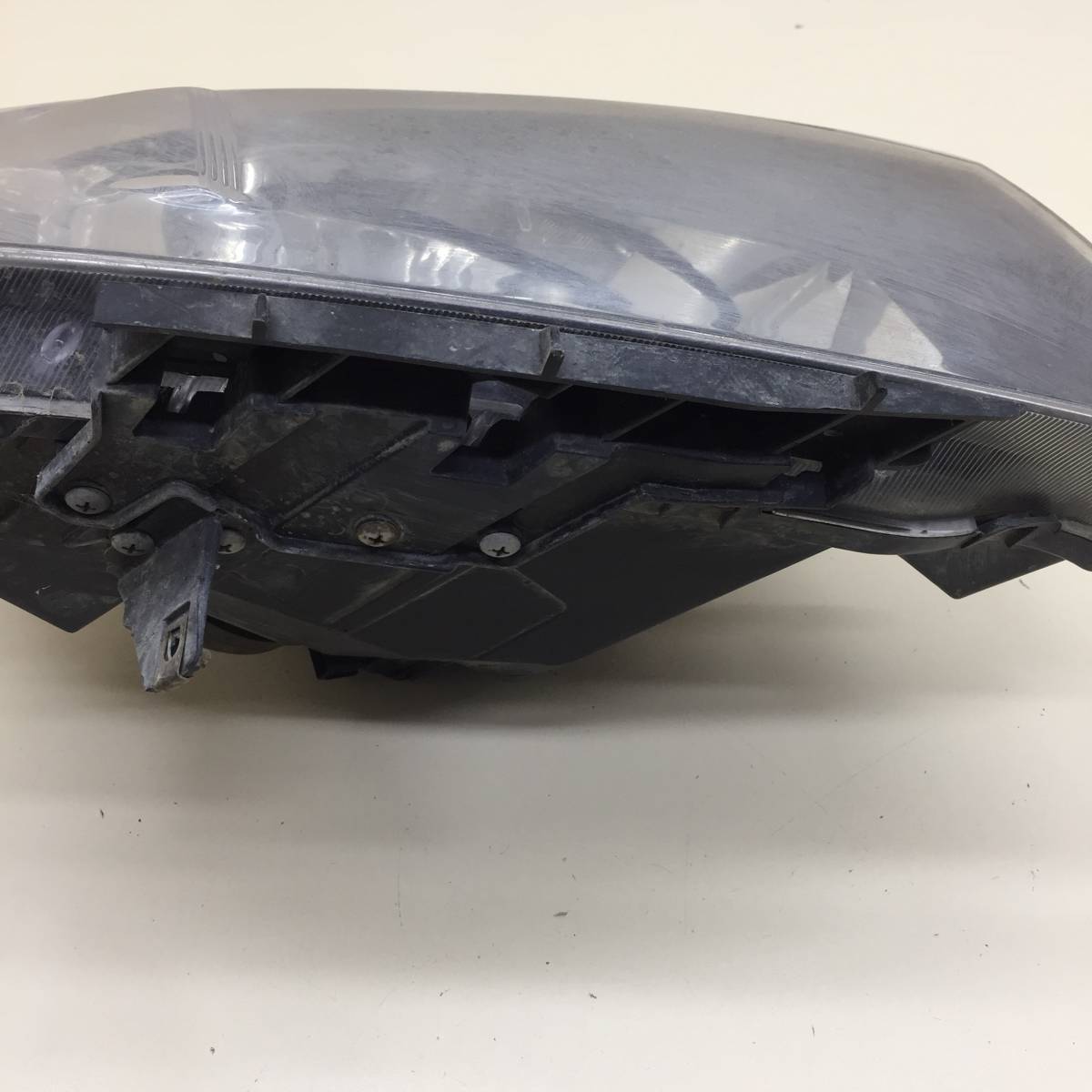 Фара правая Chevrolet Cruze (J300) 2009-2016