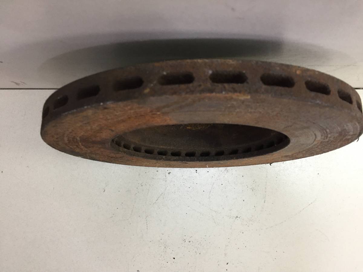 Диск тормозной передний Mitsubishi Colt (CA0) 1992-1996