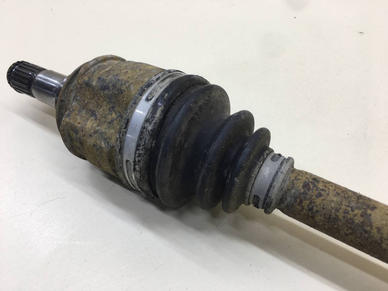 Полуось задняя Toyota Rav 4 (XA40) 2013-2019