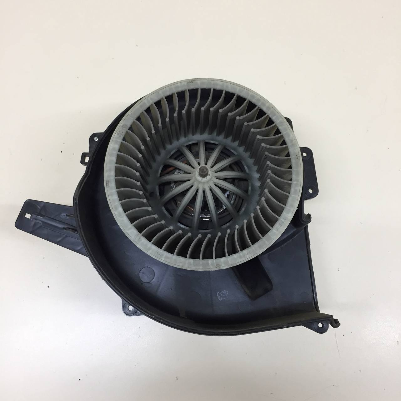 Моторчик отопителя Skoda Fabia (5J) 2007-2014