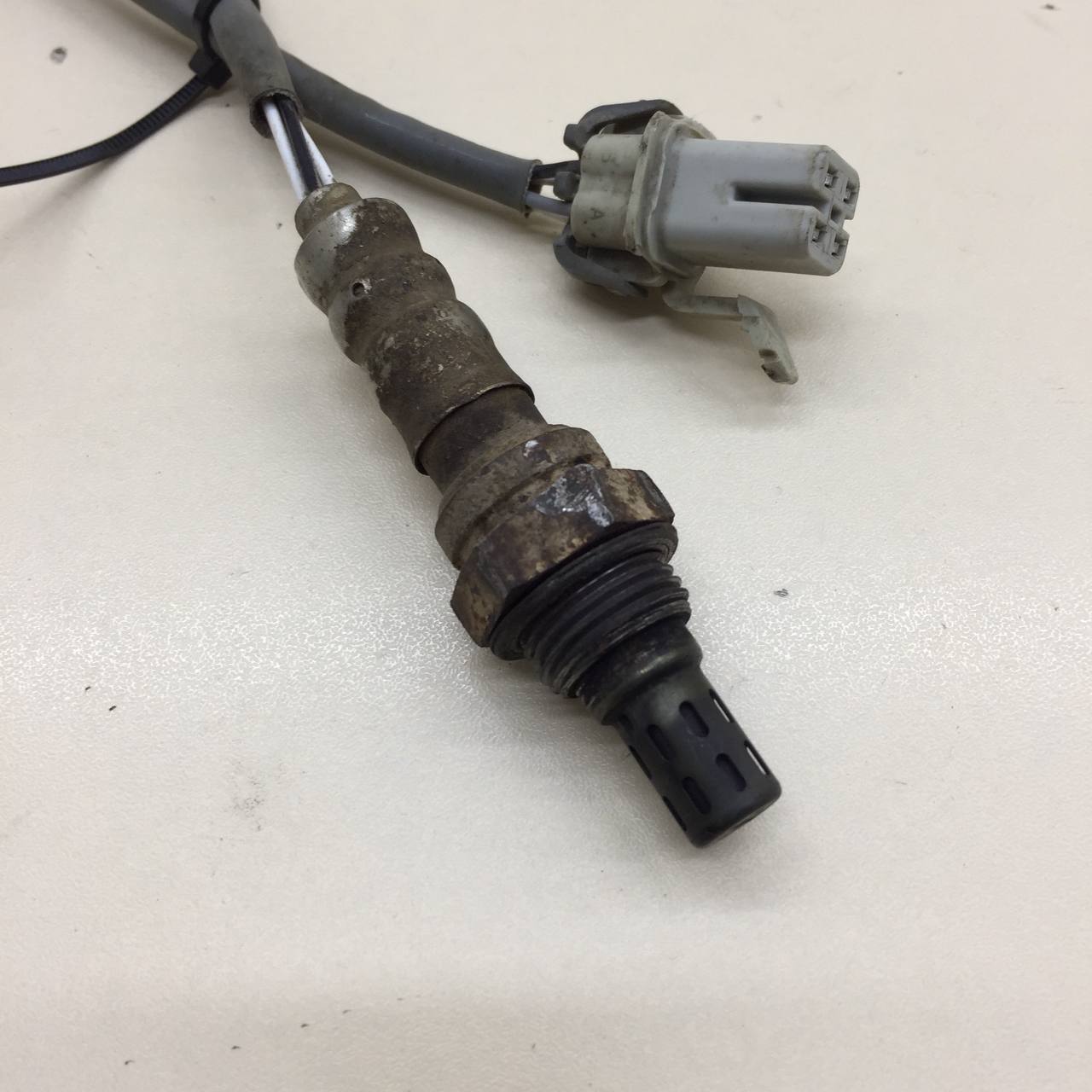 Датчик кислородный / Lambdasonde Cadillac Escalade 3 2006-2014