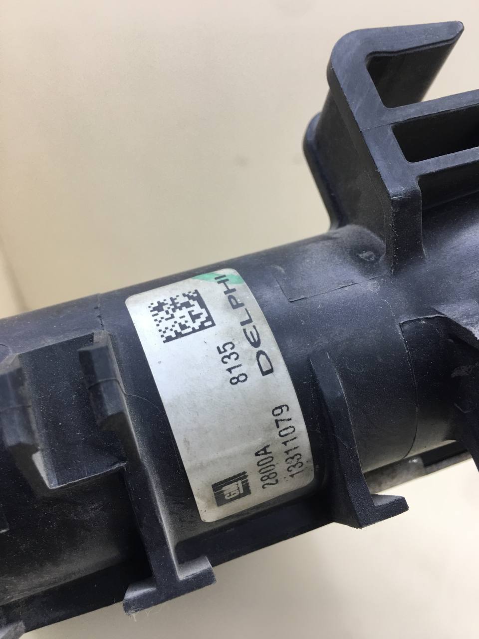 Радиатор охлаждения двигателя Opel Astra J 2010-2017