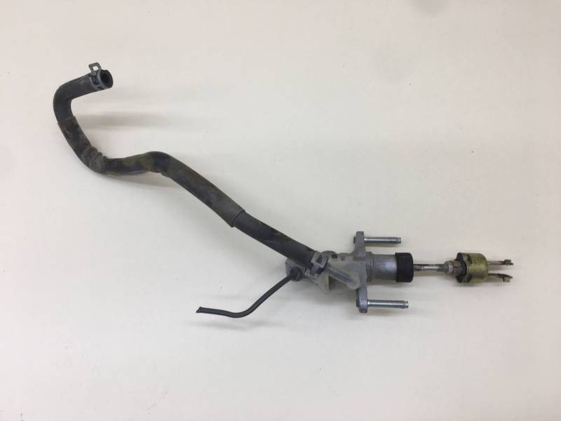 Цилиндр сцепления главный Toyota Camry (XV30) 2001-2006