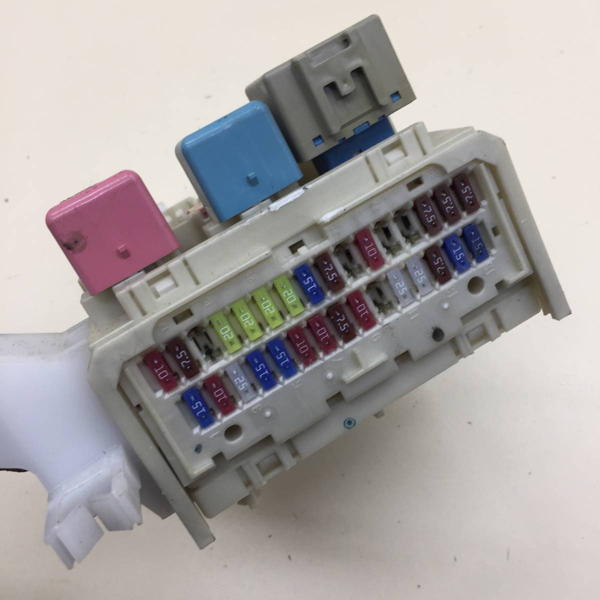 Блок предохранителей Toyota Auris (E150) 2006-2012