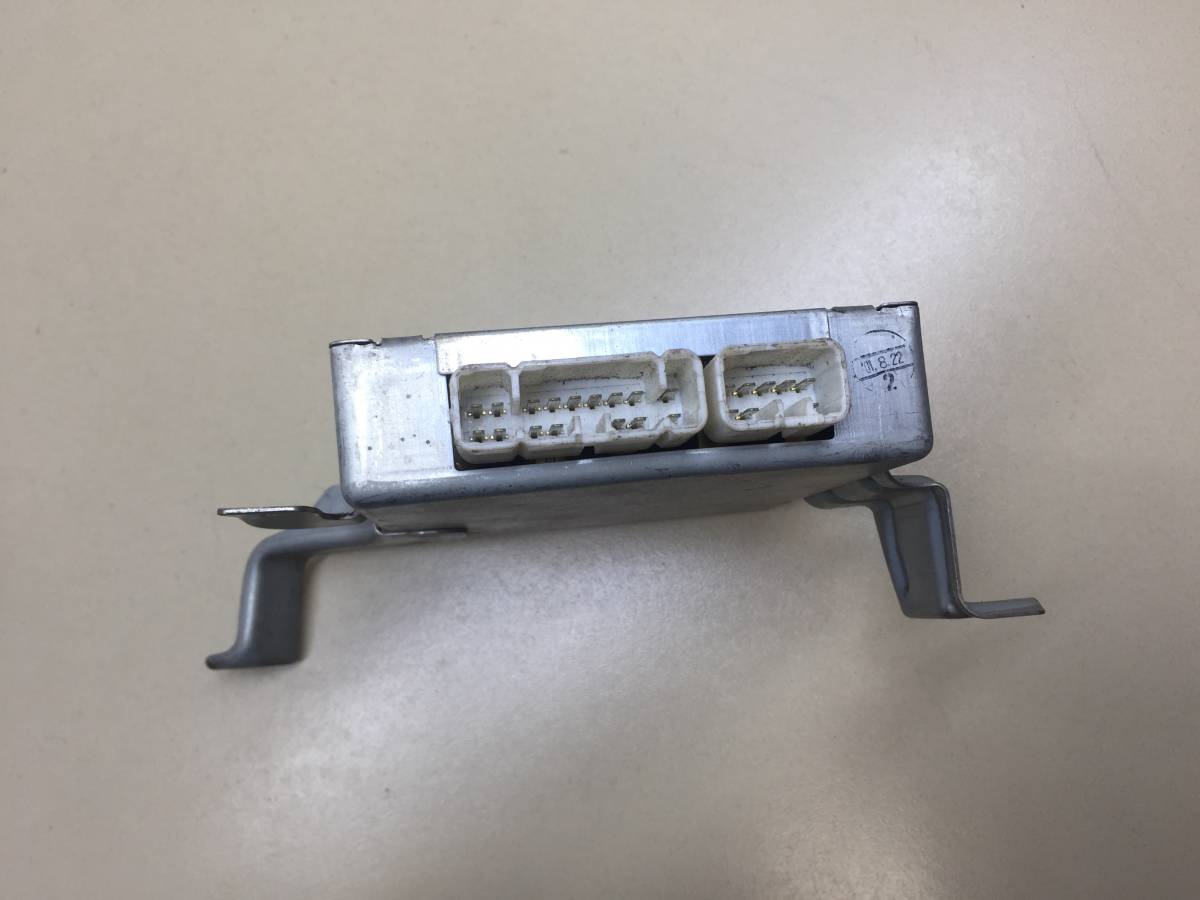 Блок электронный Lexus LS 430 (UCF30) 2000-2006