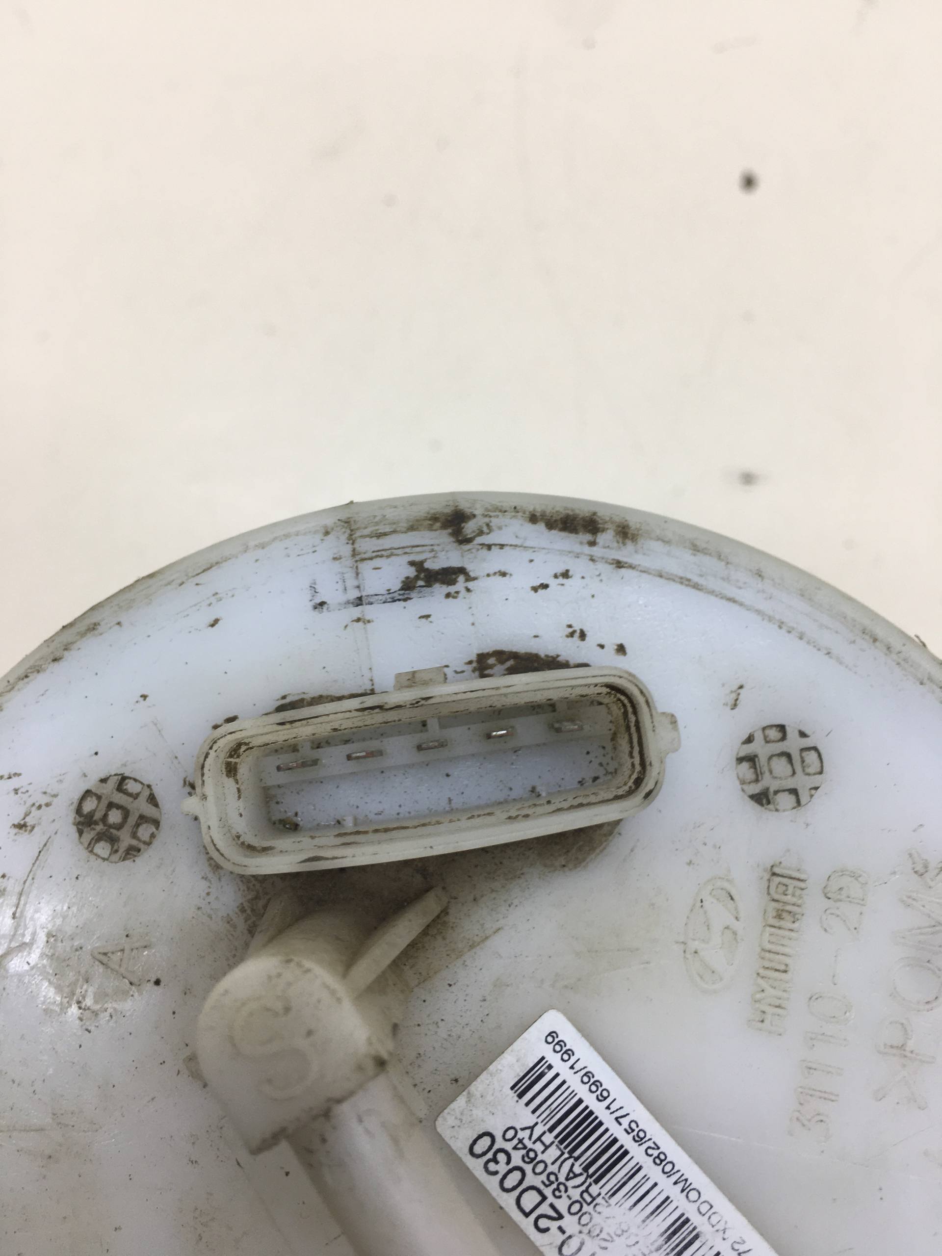 Насос топливный электрический Hyundai Elantra (XD) 2000-2005