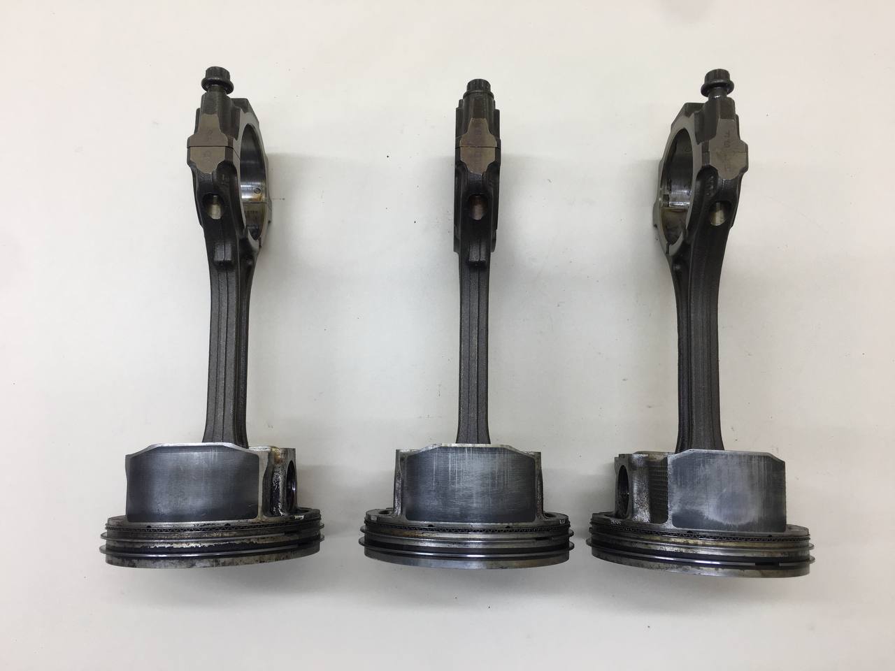 Поршень с шатуном Infiniti Q50 (V37) 2014-2021