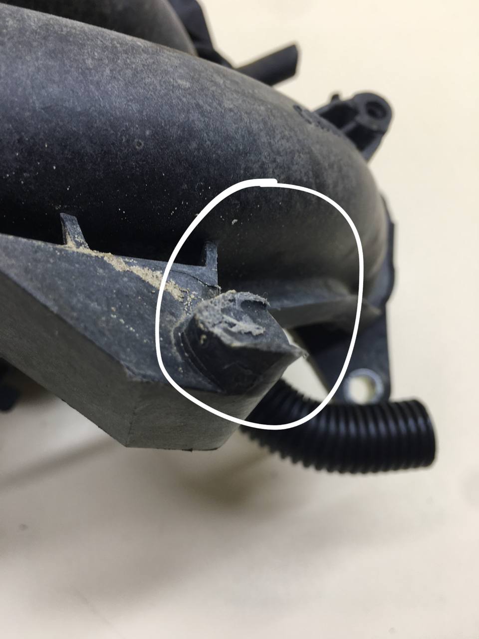 Коллектор впускной Skoda Rapid 2012-2020