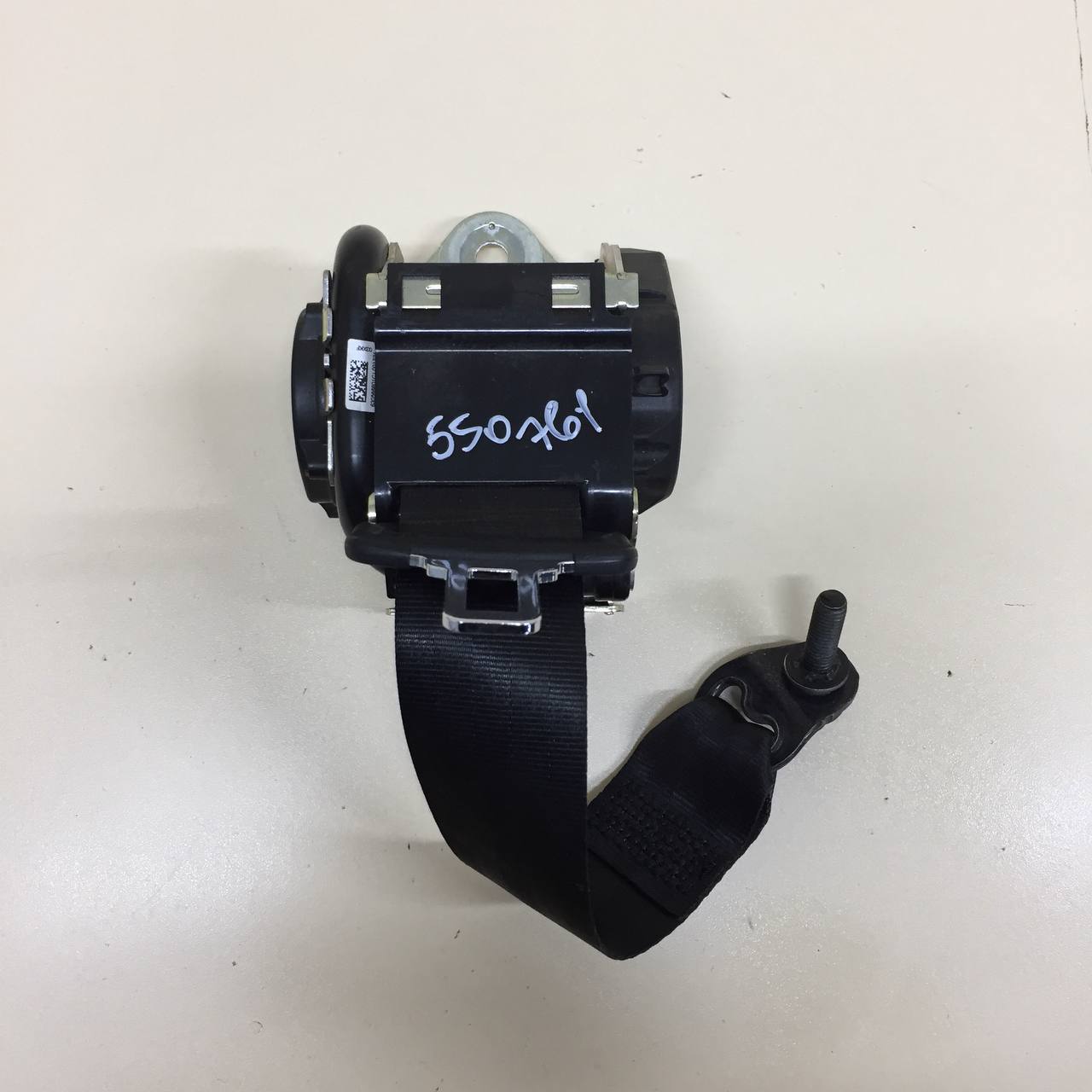 Ремень безопасности с пиропатроном Jaguar XE (760) 2014-2021