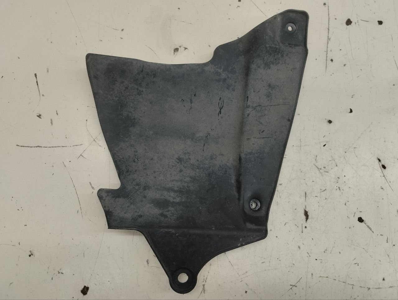 Пыльник двигателя боковой правый Toyota Highlander (U40) 2007-2013