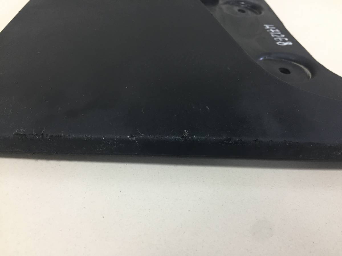 Брызговик задний правый Mitsubishi L200 5 (KK/KL) 2015>