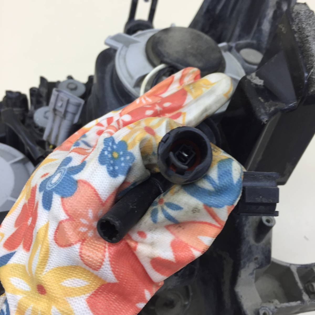 Фара правая Lexus LX570 (J200) 2007-2015