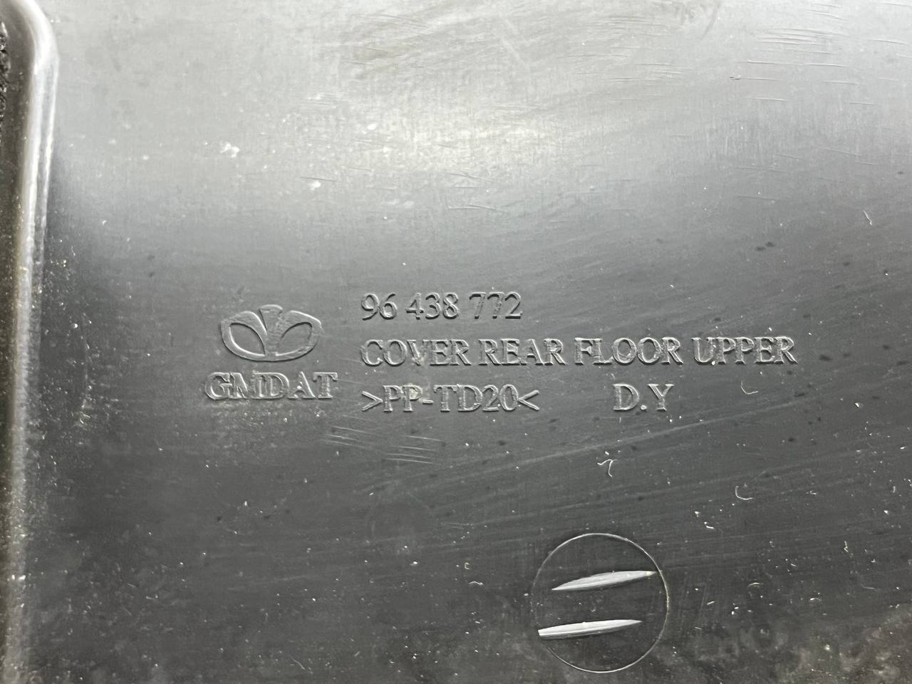 Обшивка багажника Chevrolet Aveo T250 2005-2011