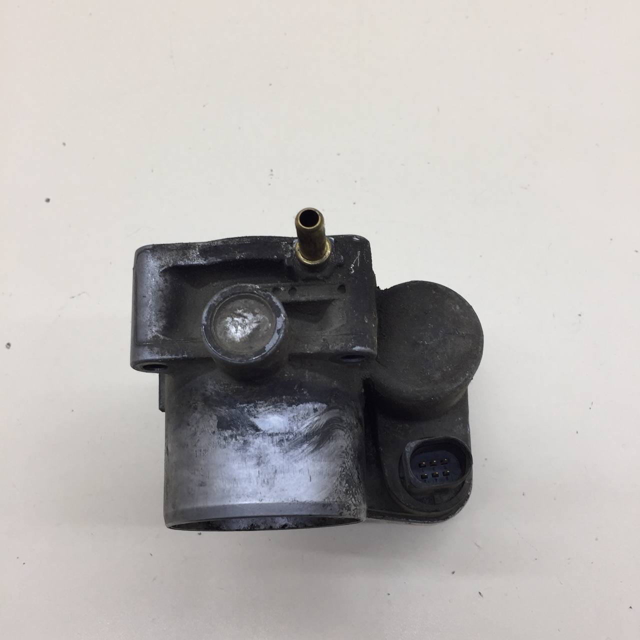 Заслонка дроссельная электрическая Renault Megane (2) 2002-2009