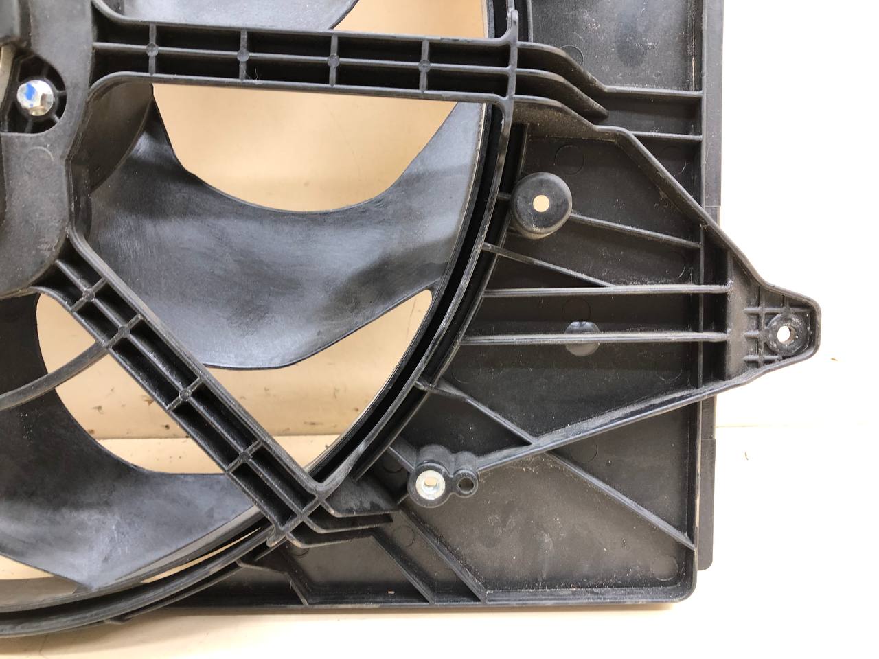 Диффузор вентилятора Chery Tiggo 7 Pro 2019-2024