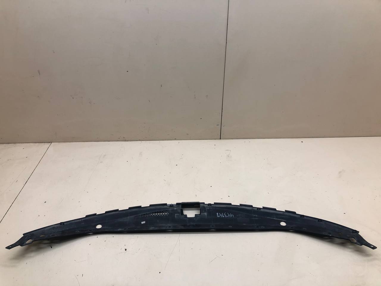 Кожух замка капота Hyundai Starex H1/Grand Starex 2007>