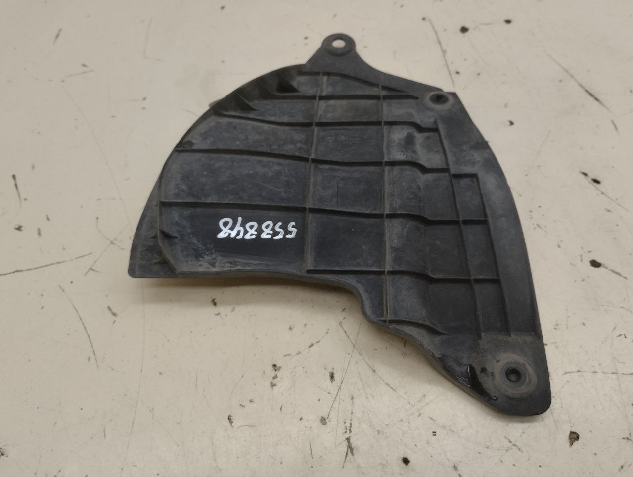 Пыльник двигателя боковой правый Toyota Highlander (U40) 2007-2013