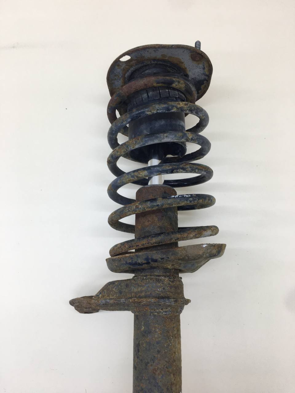 Кулак поворотный передний левый ZAZ Chance 2009-2014