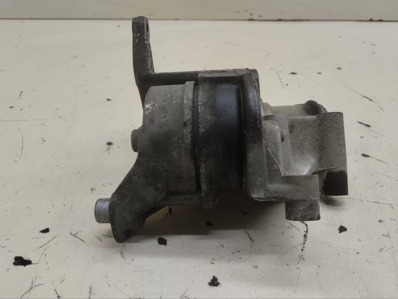 Кронштейн гидроусилителя Hyundai Starex H1/Grand Starex 2007>