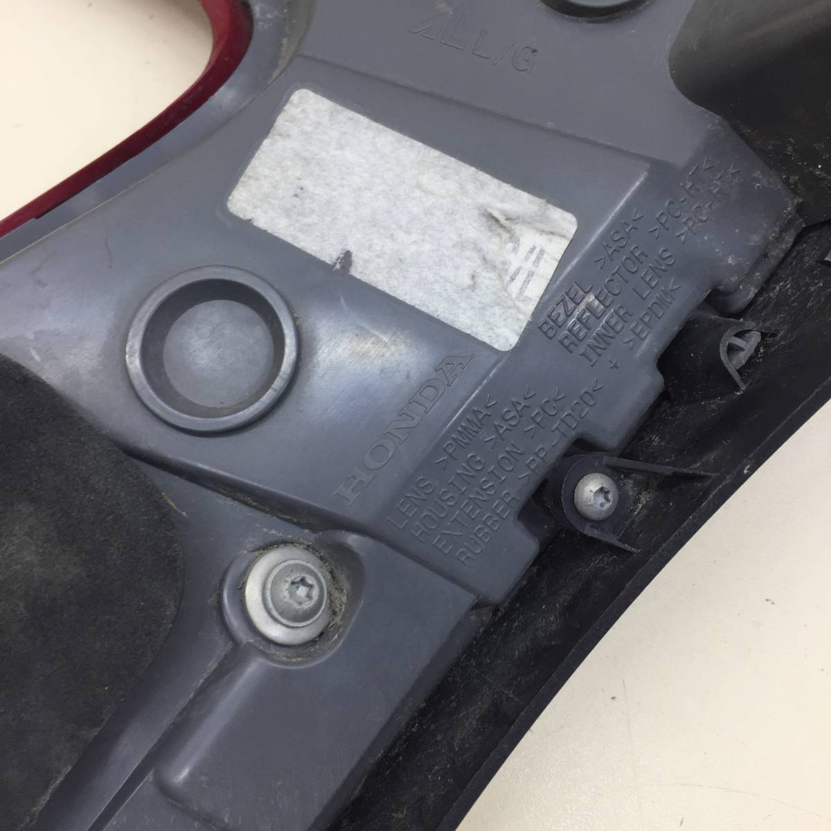 Фонарь задний внутренний левый Honda Civic 5D 2012>