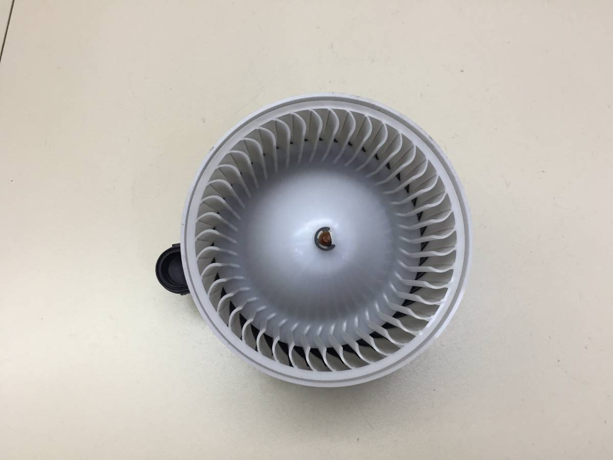 Моторчик отопителя Kia Stinger (CK) 2017--2022