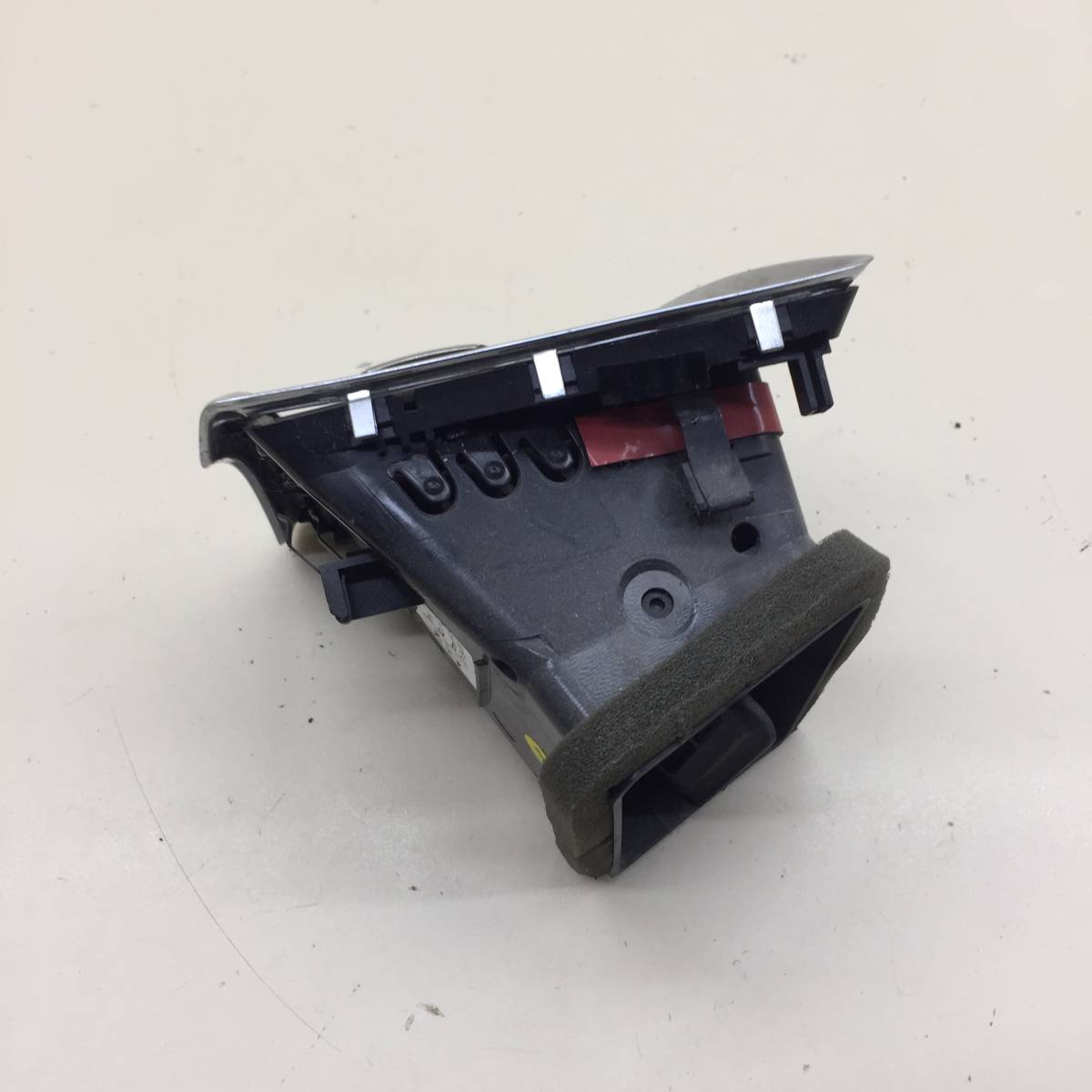 Дефлектор воздушный Audi Q5 (8R) 2008-2017