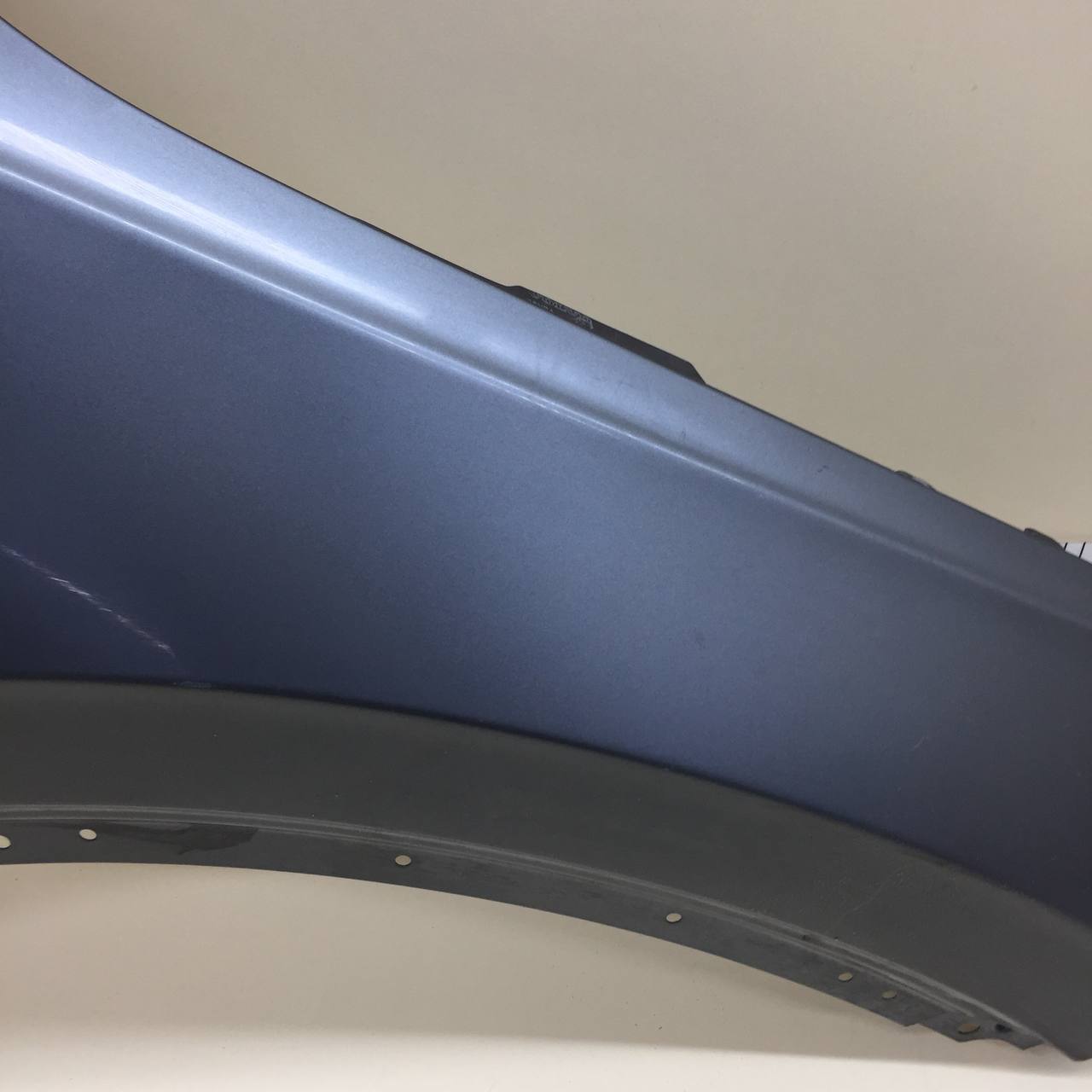 Крыло переднее правое Volvo XC90 2015>