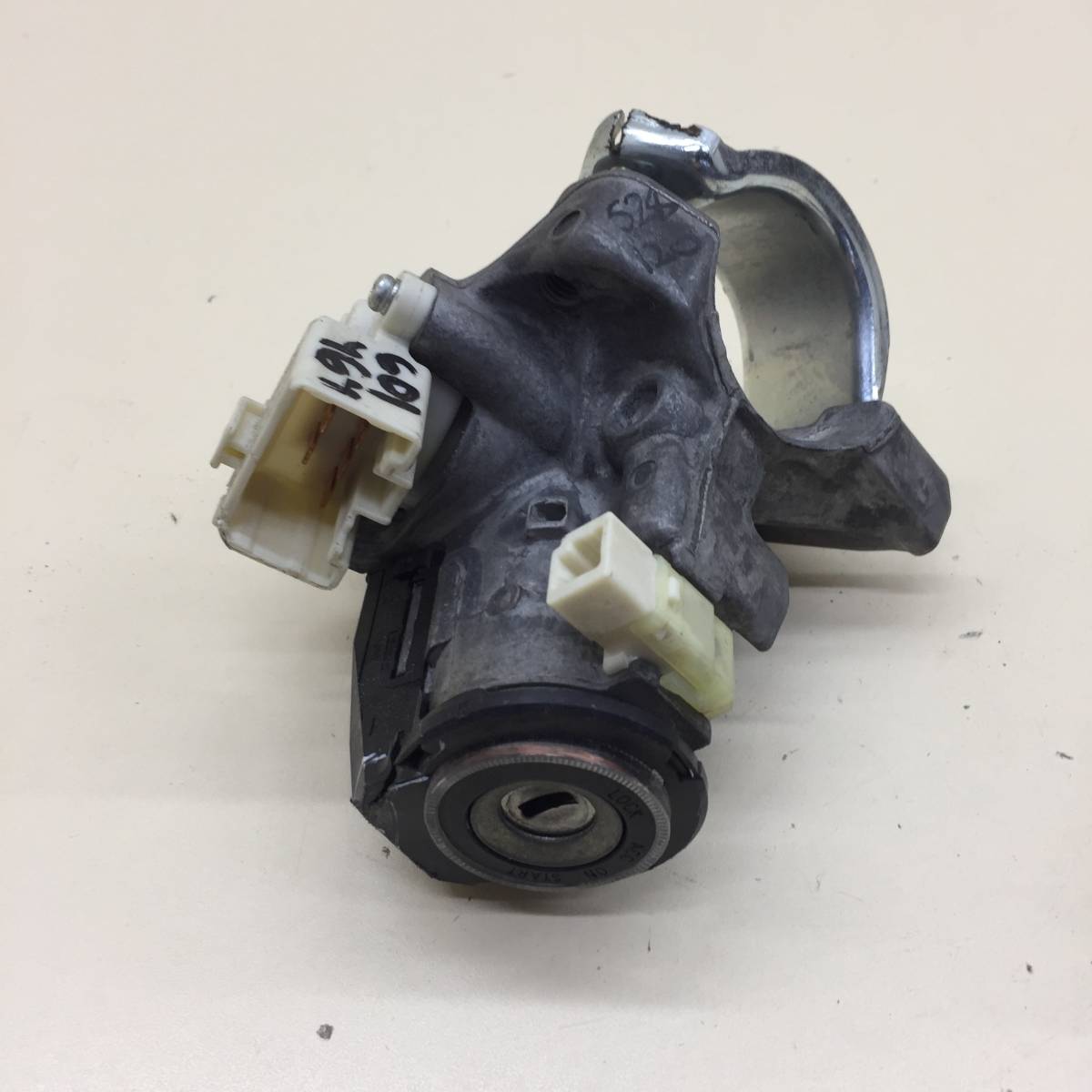 Замок зажигания Toyota Auris (E150) 2006-2012